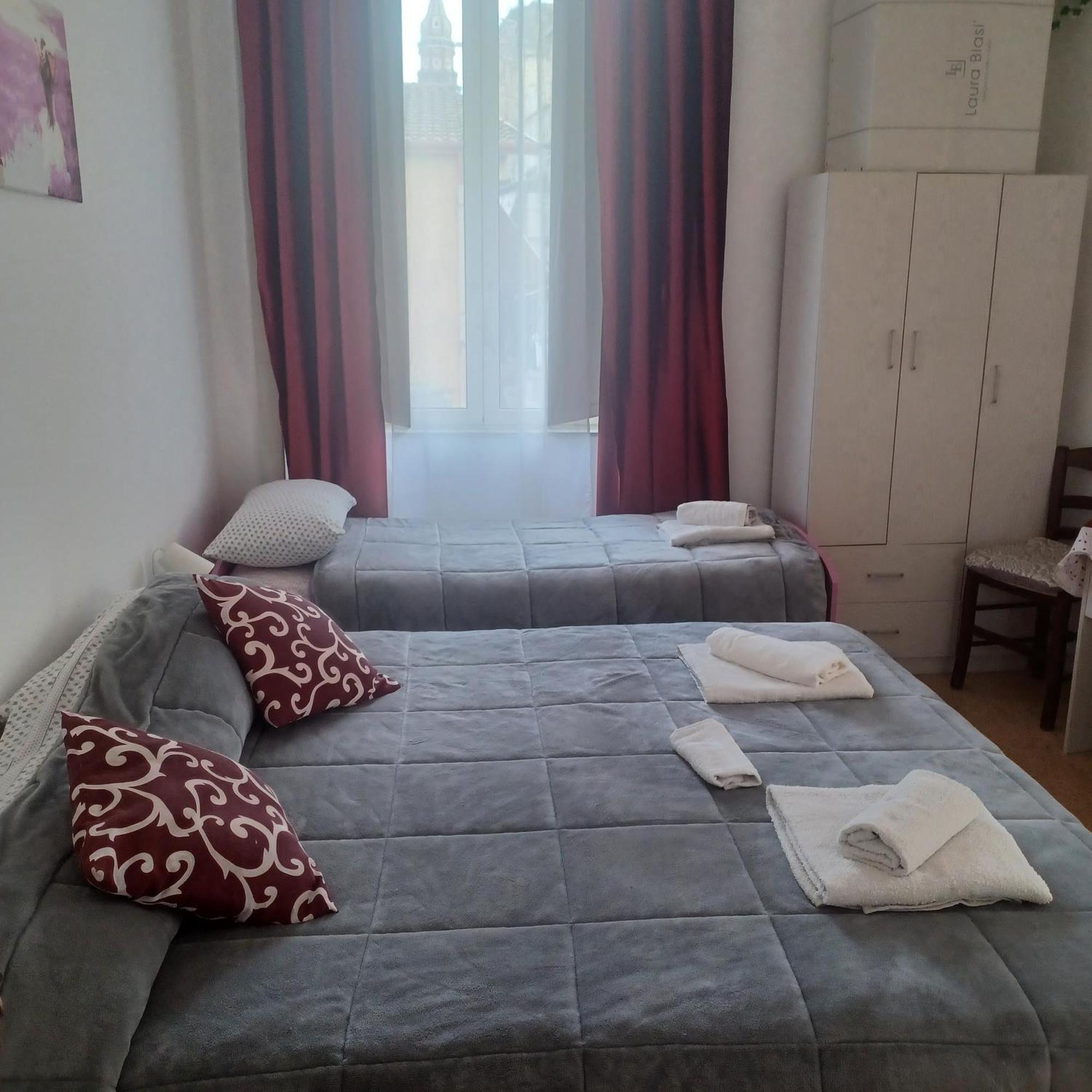 B&B Appartamenti Napoli Exterior photo